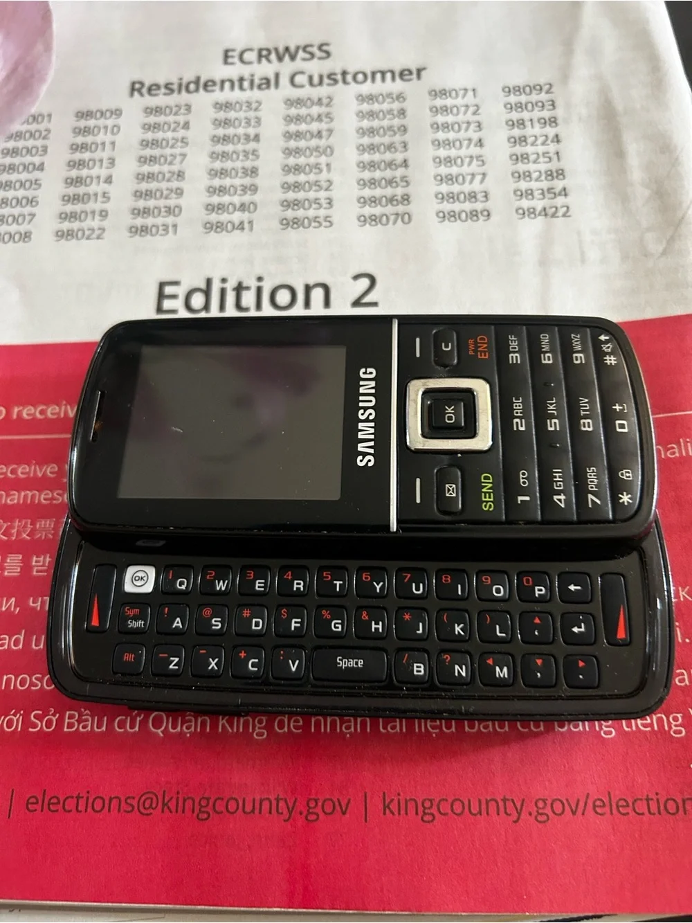 Samsung Black Slide Phone with QWERTY Keyboard